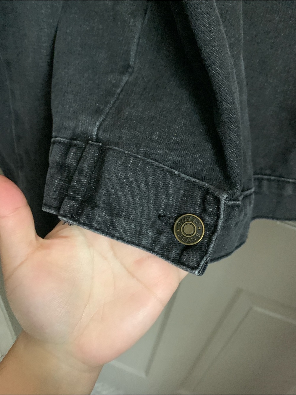 Stretch Denim Trucker Jacket Size M Charcoal Gray Distressed Gold Buttons Y2K - Picture 9 of 12